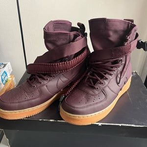 NIKE SF AF1